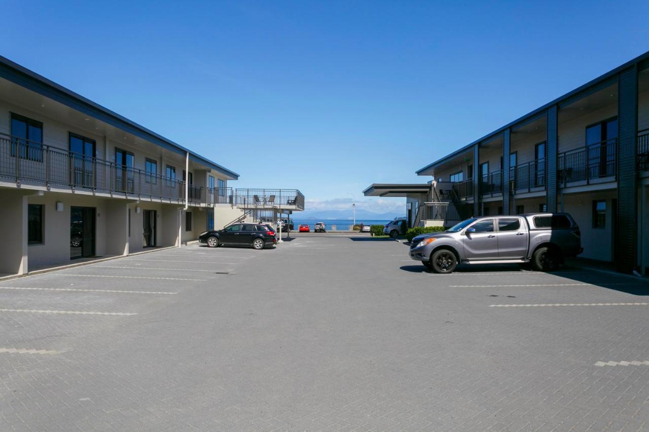 Acacia Lake View Motel Taupo Exterior photo